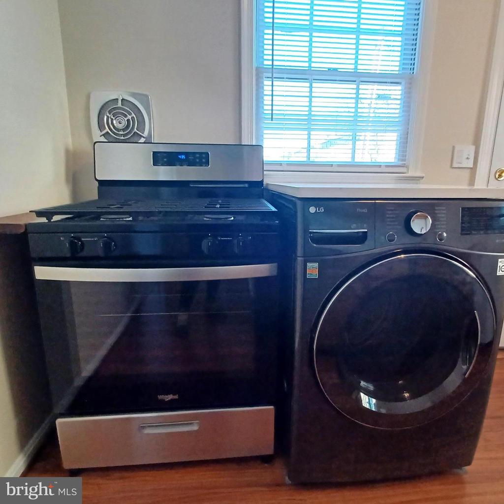 301 WEST STREET N Unit: 2