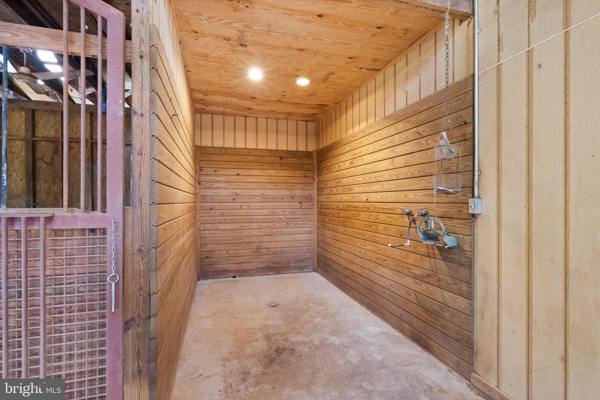 14075 McKinley Ln