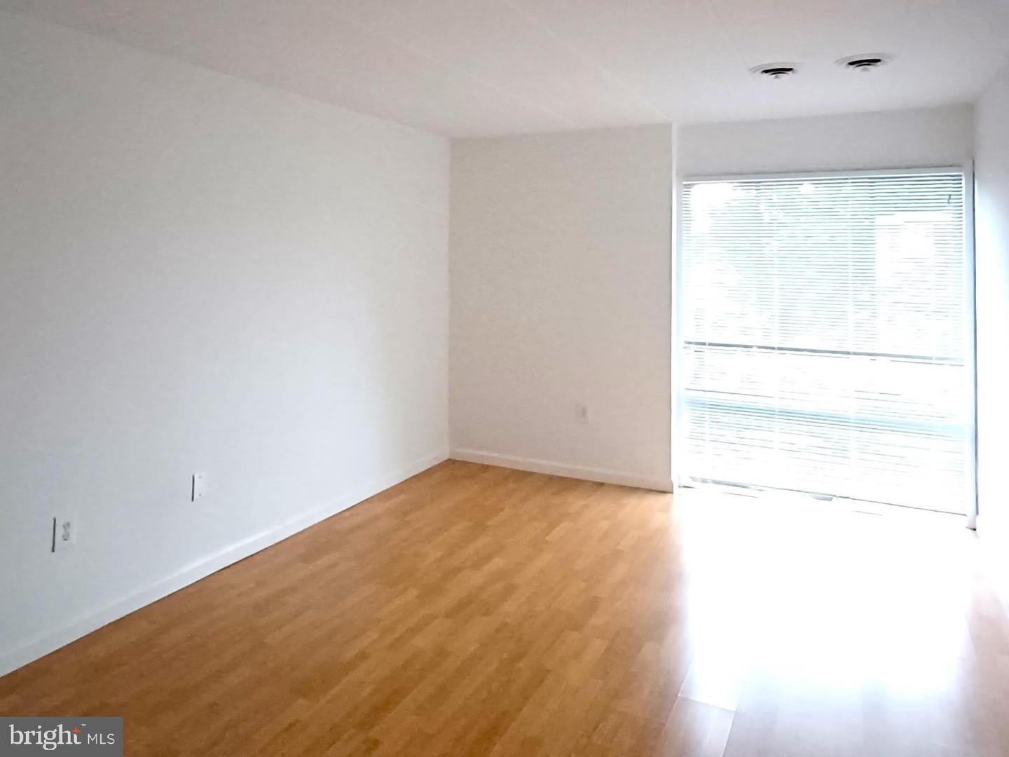 2627 Fort Farnsworth Rd #283