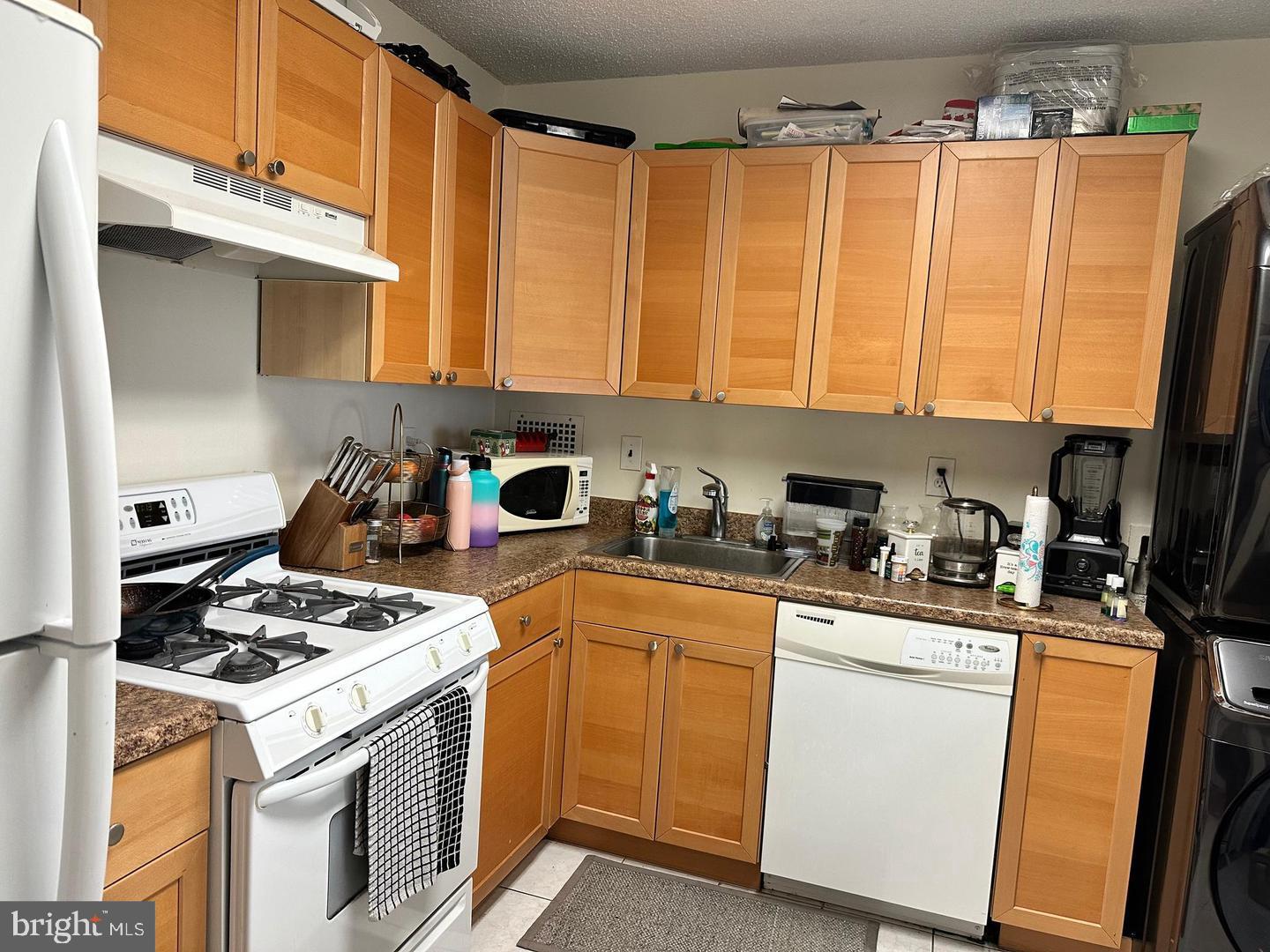3705 S George Mason Dr #2218s