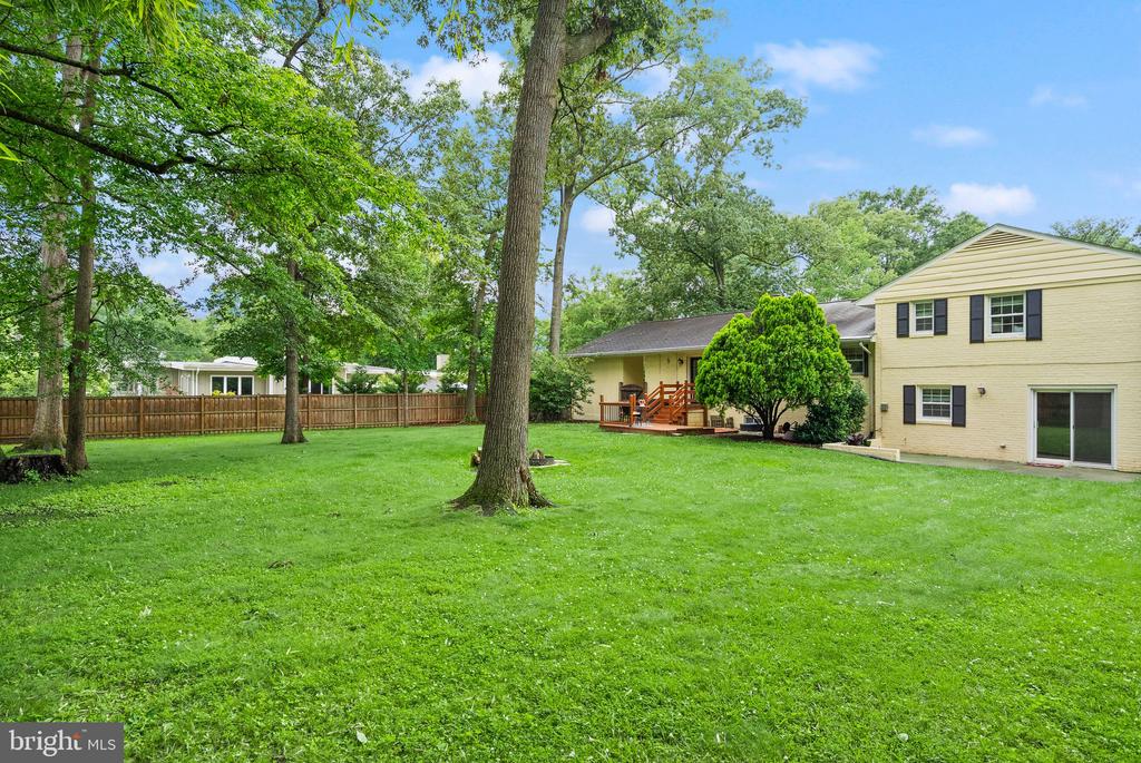 4321 NEPTUNE DRIVE