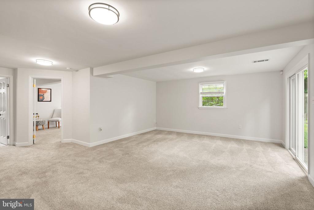 4321 NEPTUNE DRIVE