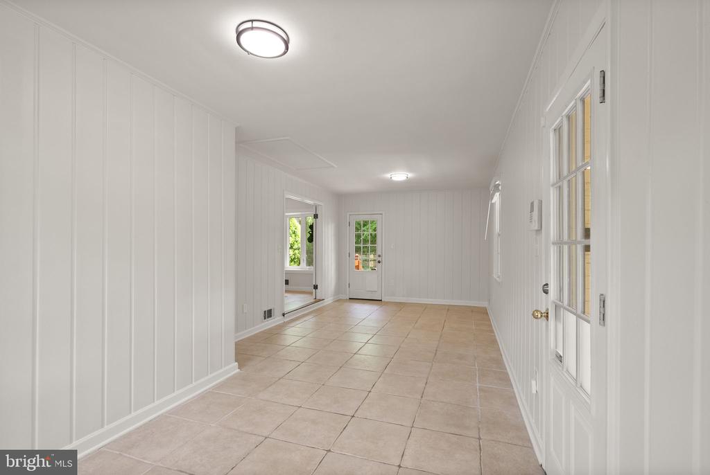 4321 NEPTUNE DRIVE