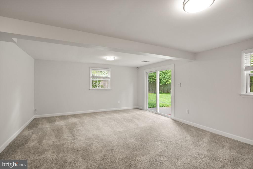 4321 NEPTUNE DRIVE