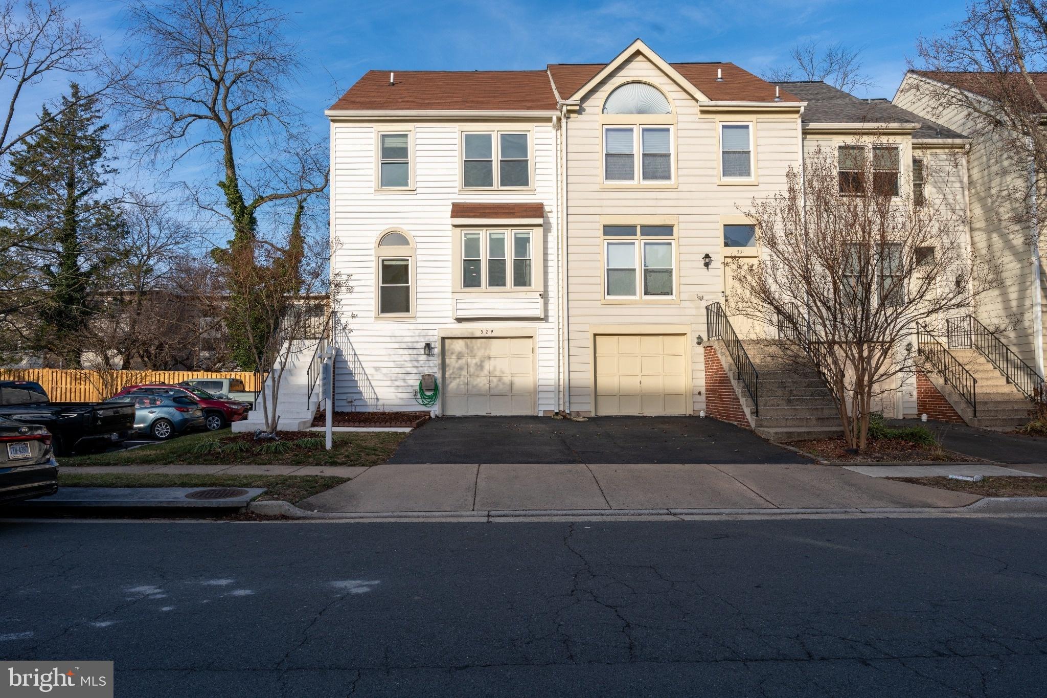 529 DAKOTA DRIVE