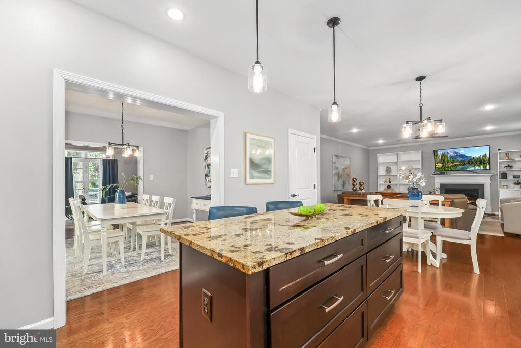 6614 BENSON DRIVE