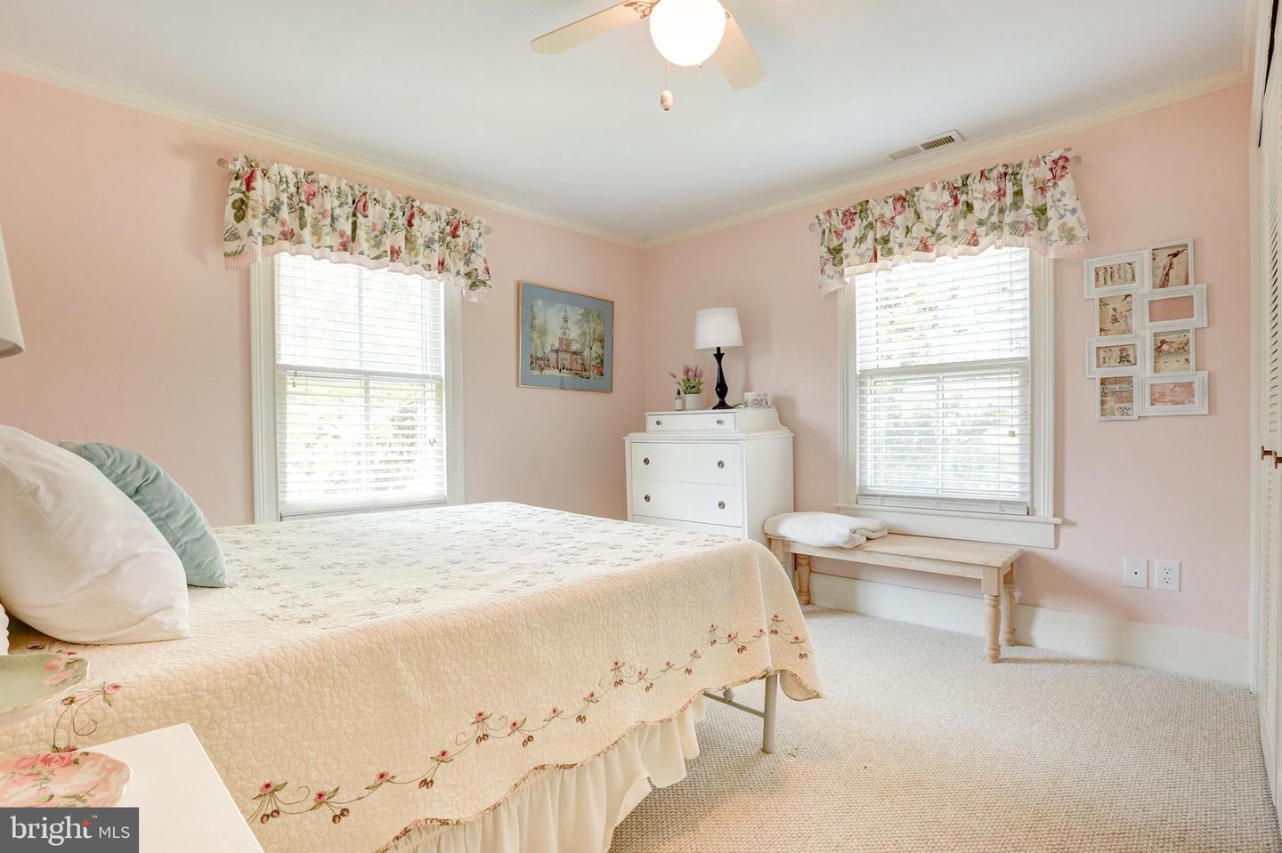 73 Louisa Ave