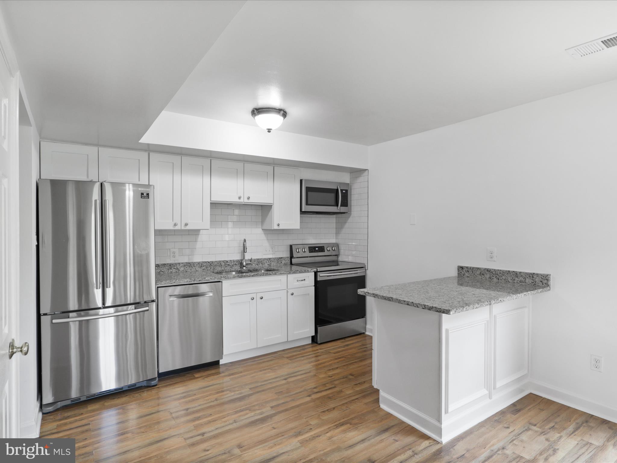 1036-C Brixton Ct