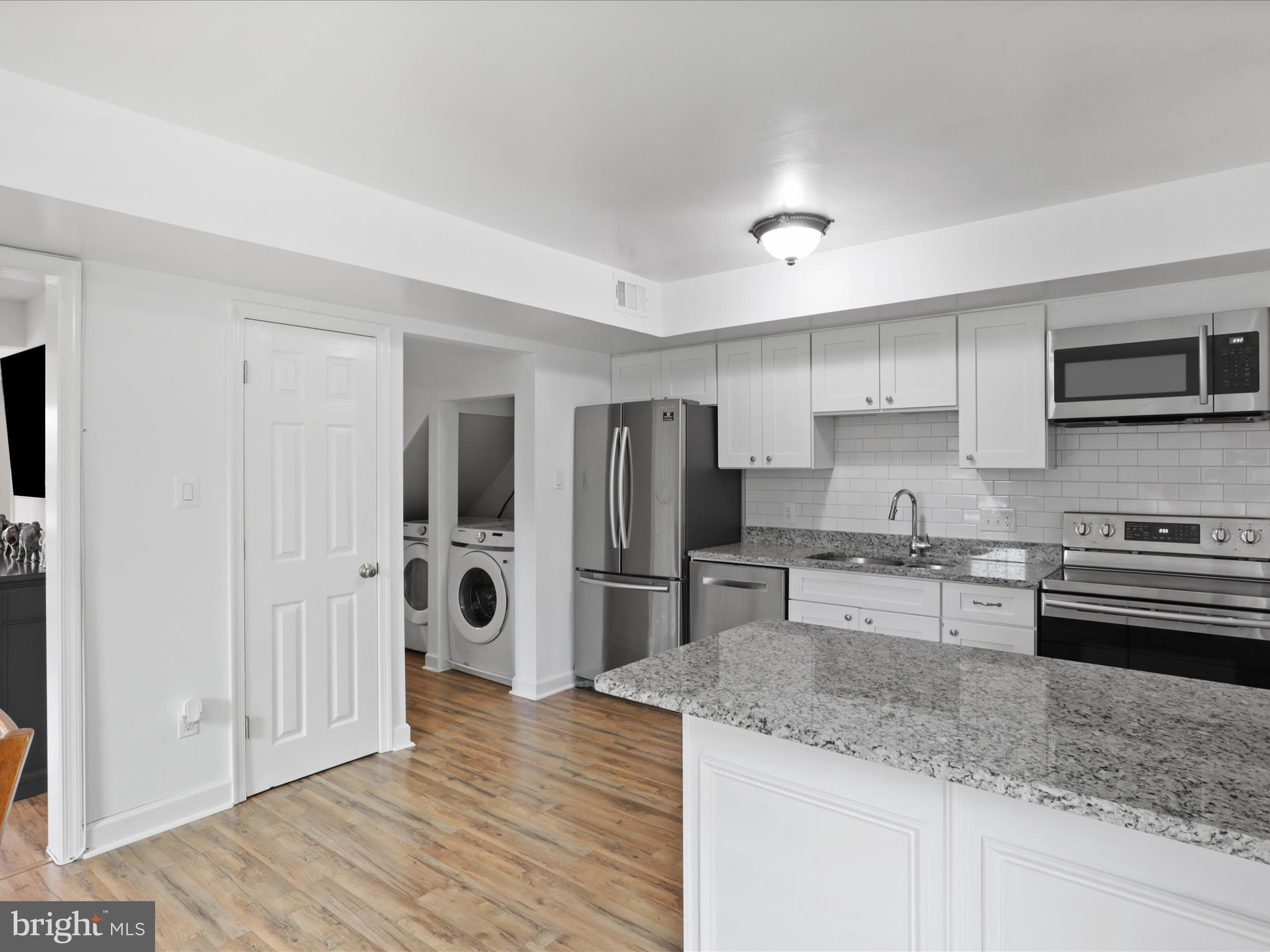 1036-C Brixton Ct