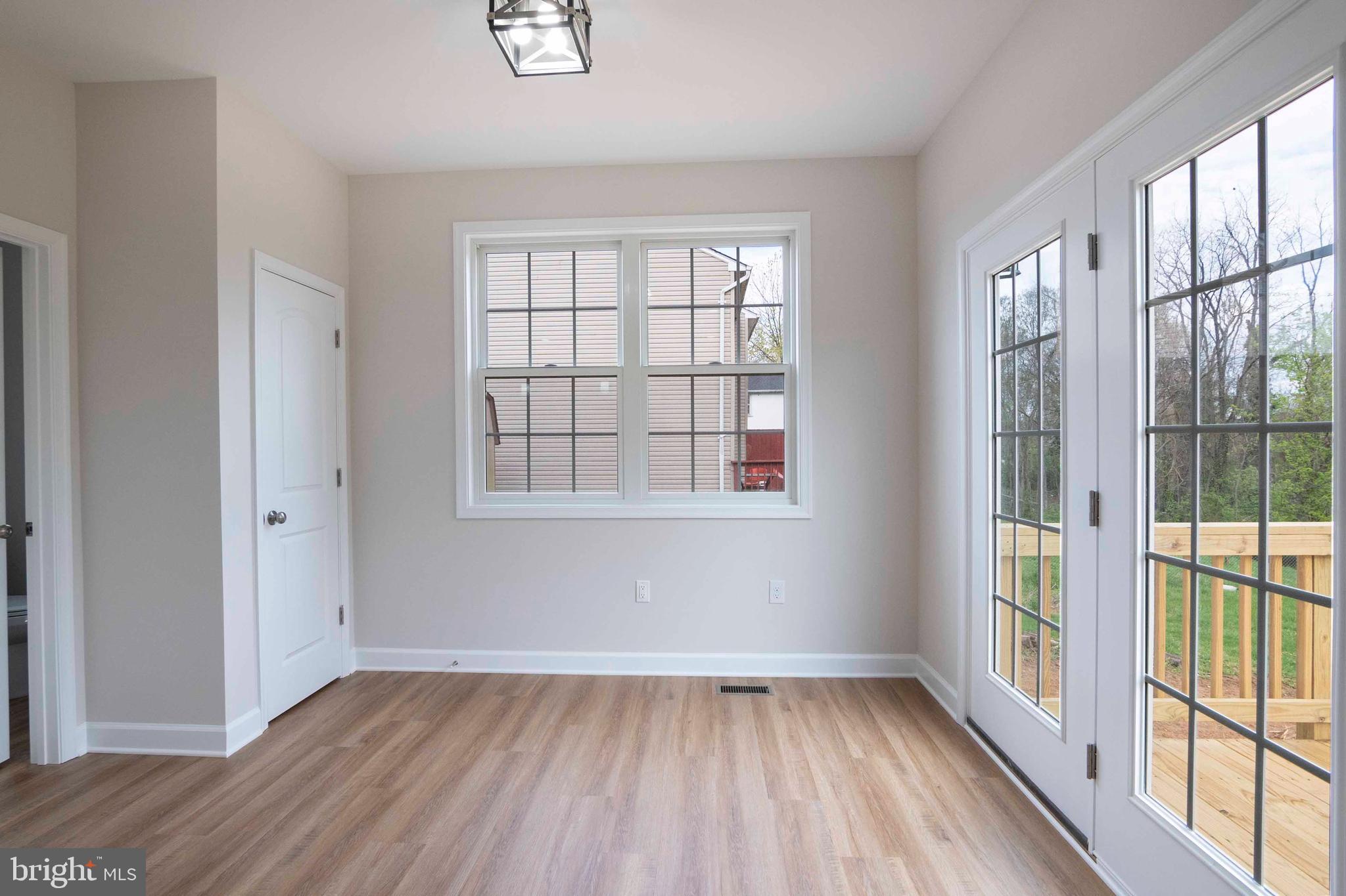 126 STRASBURG ROAD W