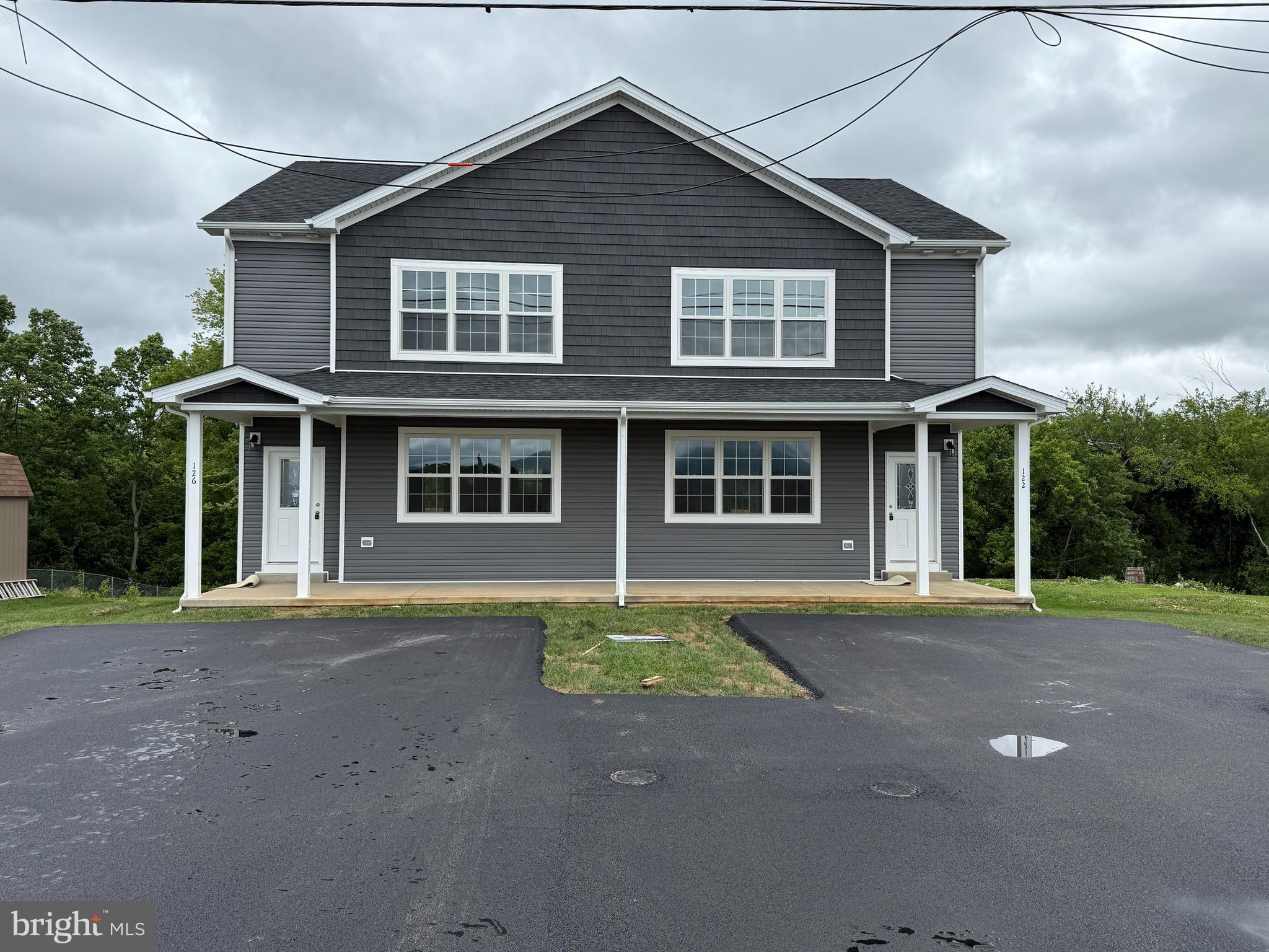 126 STRASBURG ROAD W