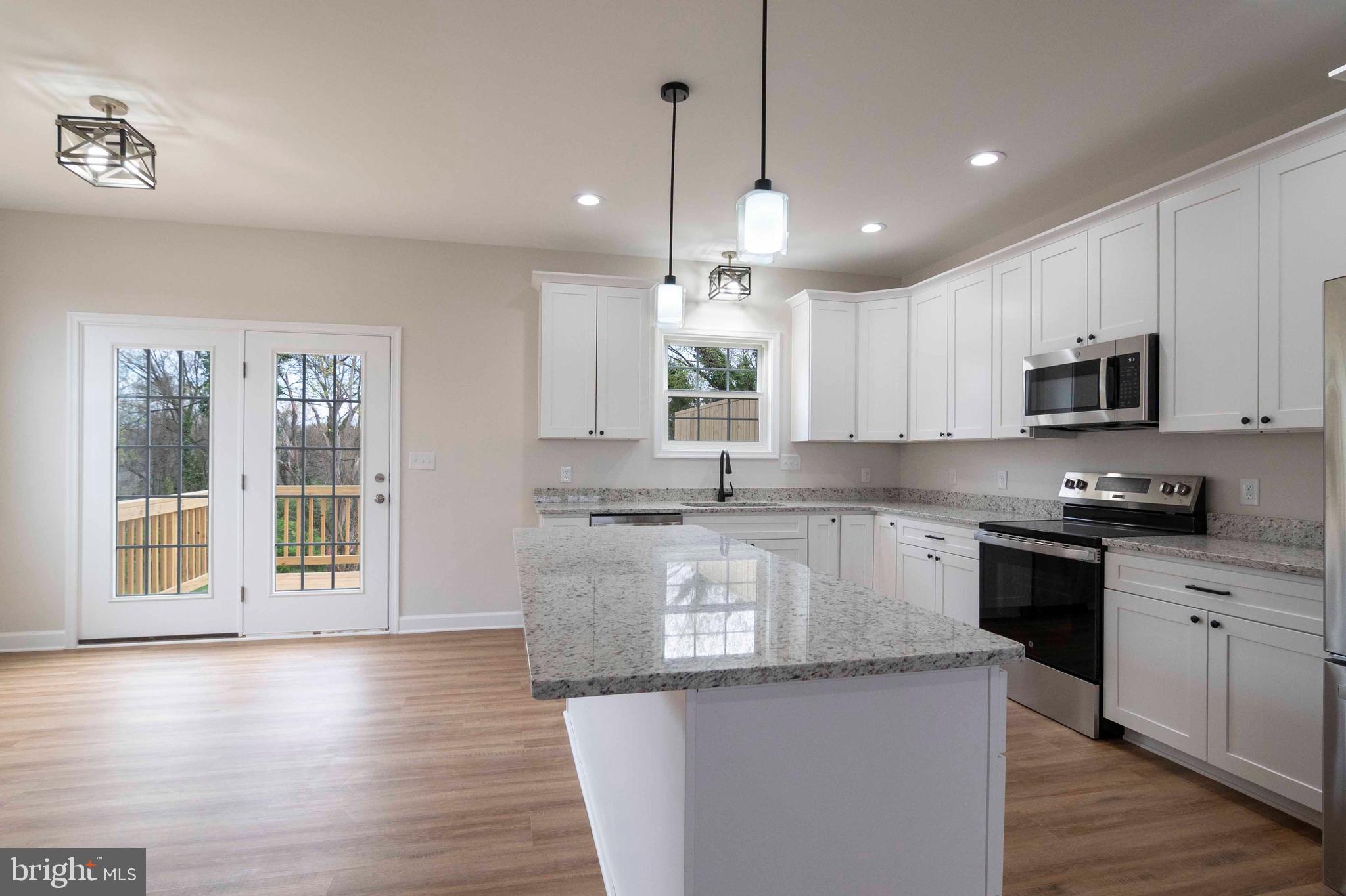 126 STRASBURG ROAD W