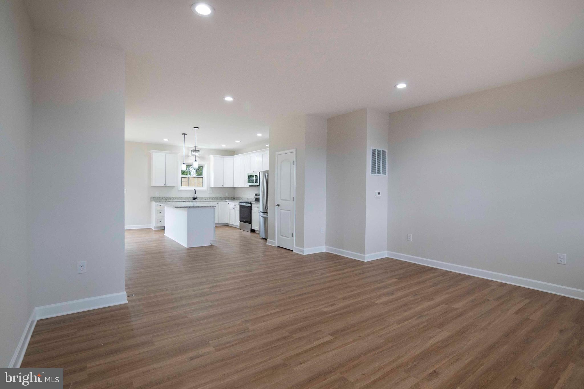 126 STRASBURG ROAD W