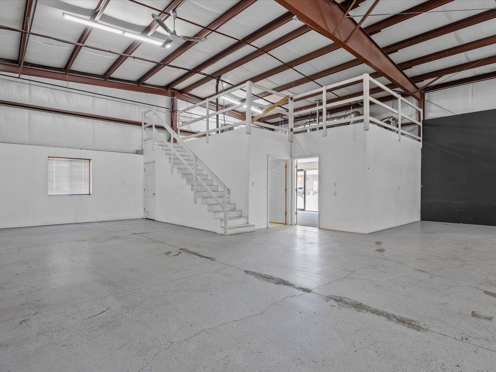 383 Indian Road