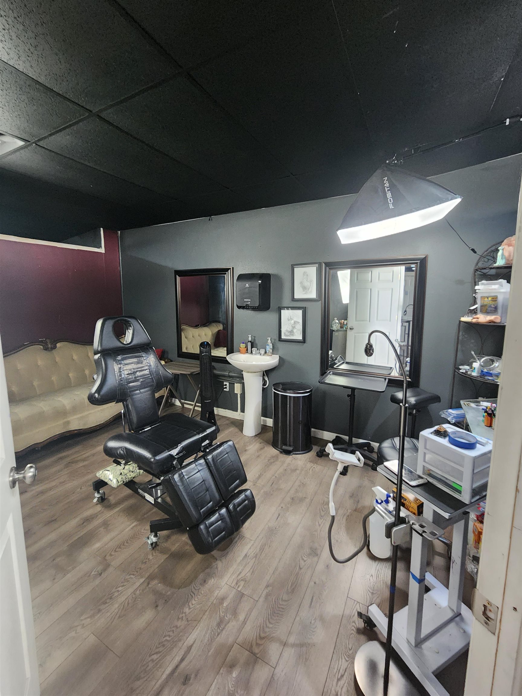 150 W Main Street Unit: E