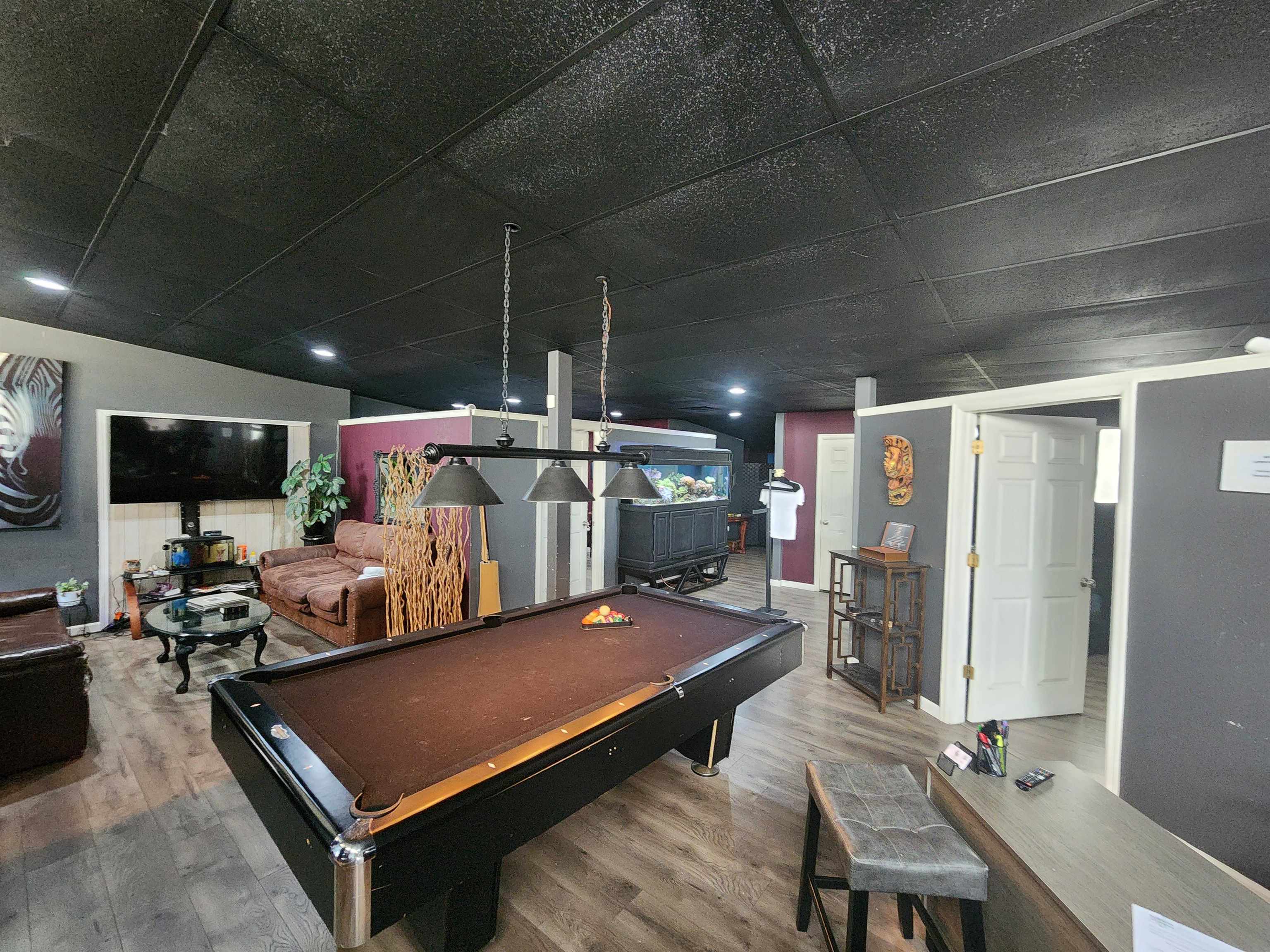 150 W Main Street Unit: E
