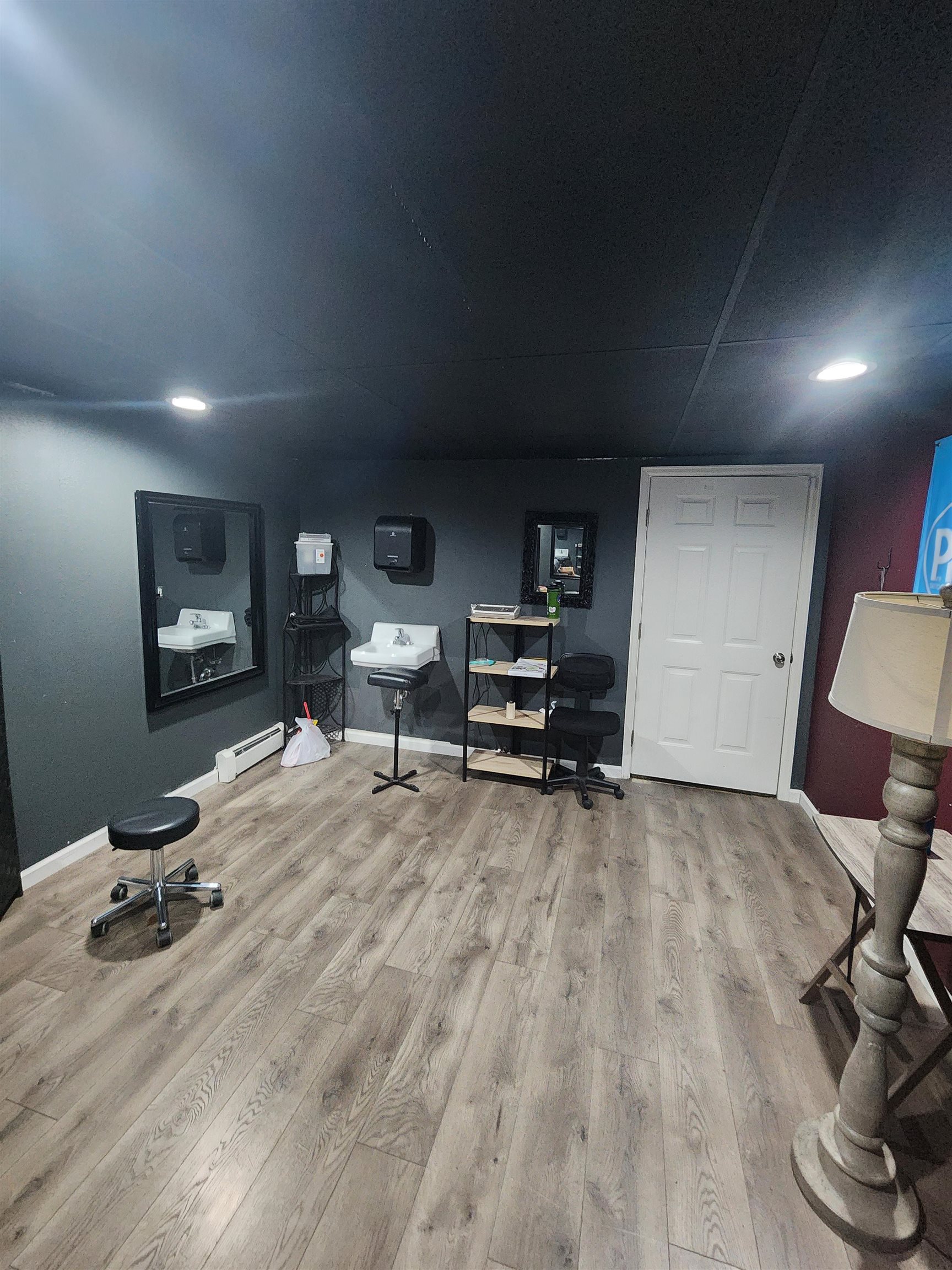 150 W Main Street Unit: E