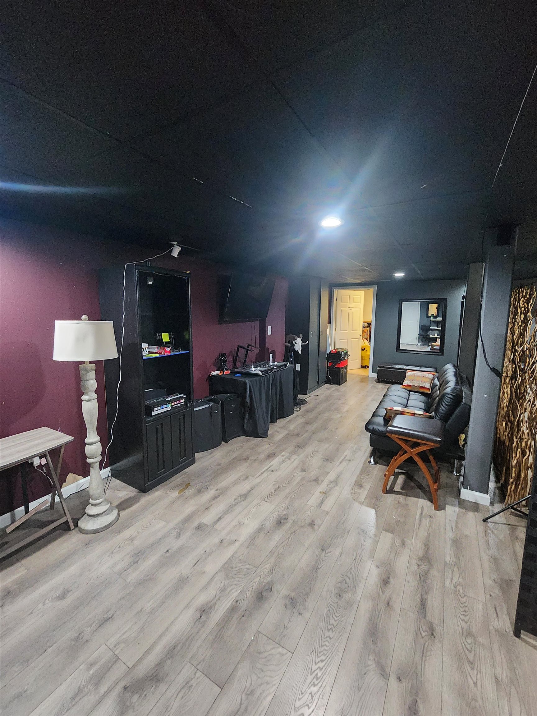 150 W Main Street Unit: E