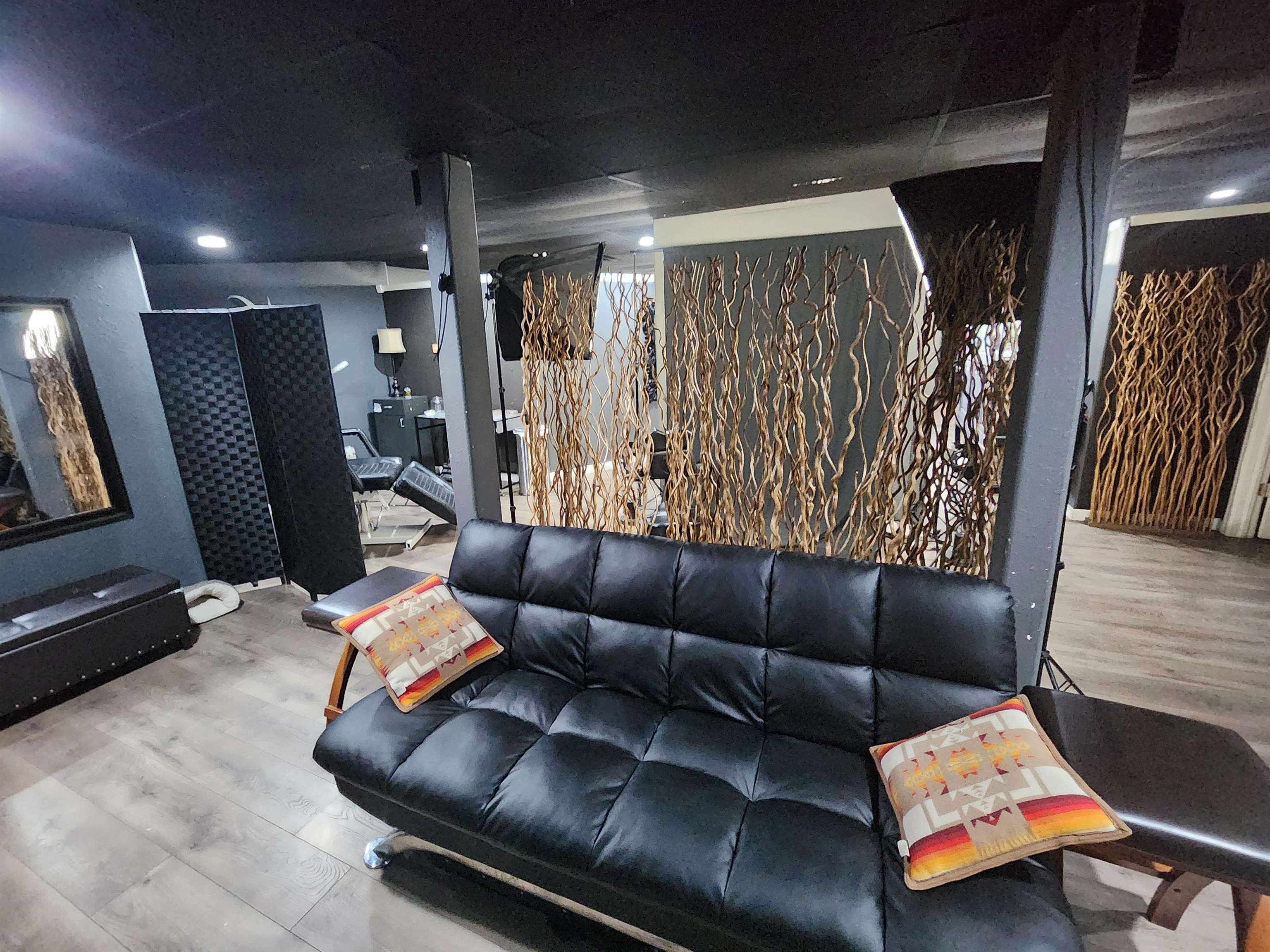 150 W Main Street Unit: E