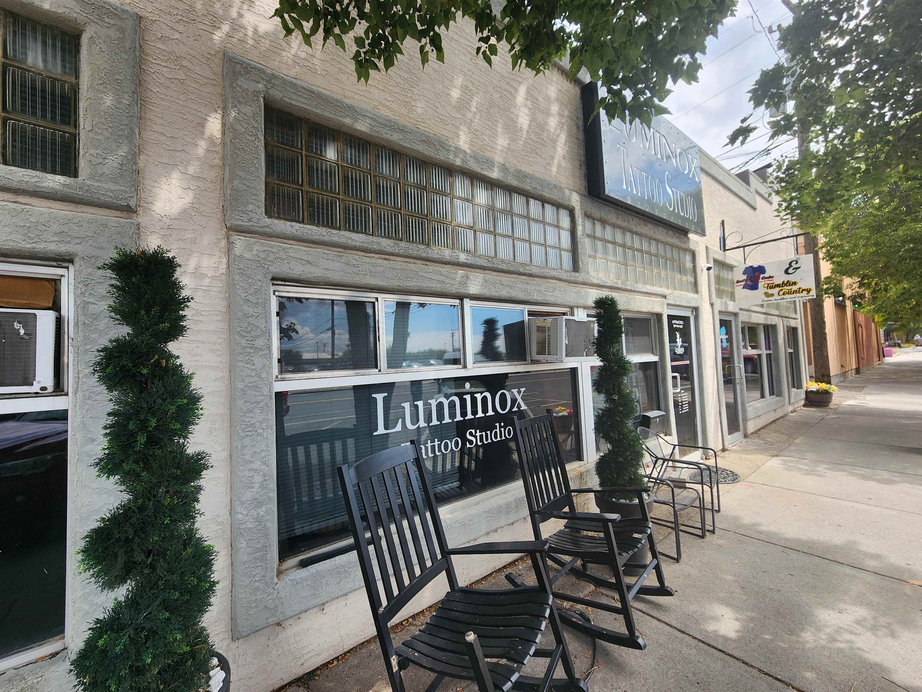 150 W Main Street Unit: E