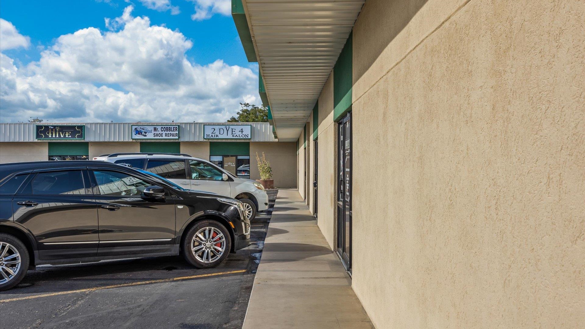 2493 Highway 6&50 Unit: 22