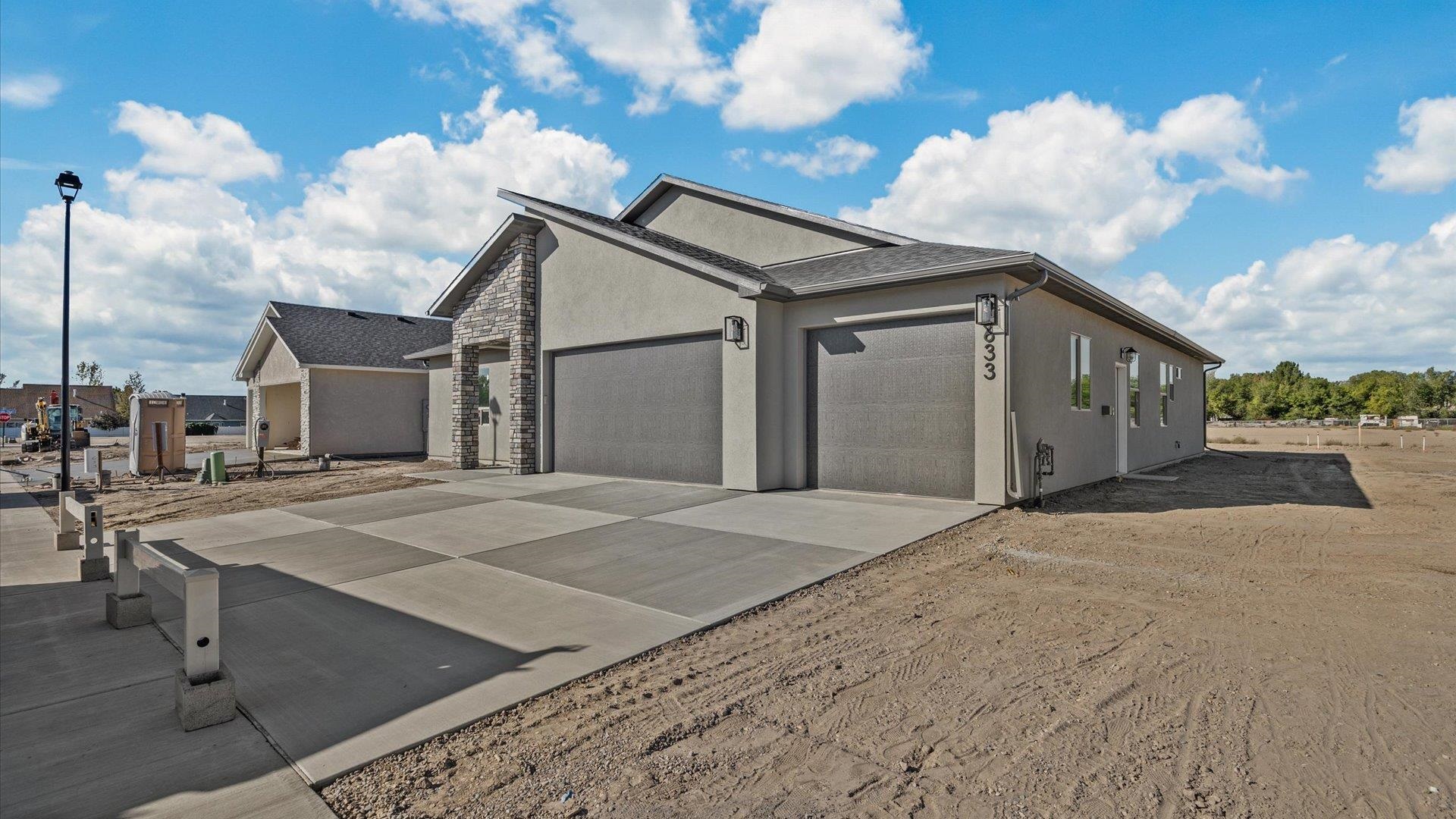 633 Anvil Way