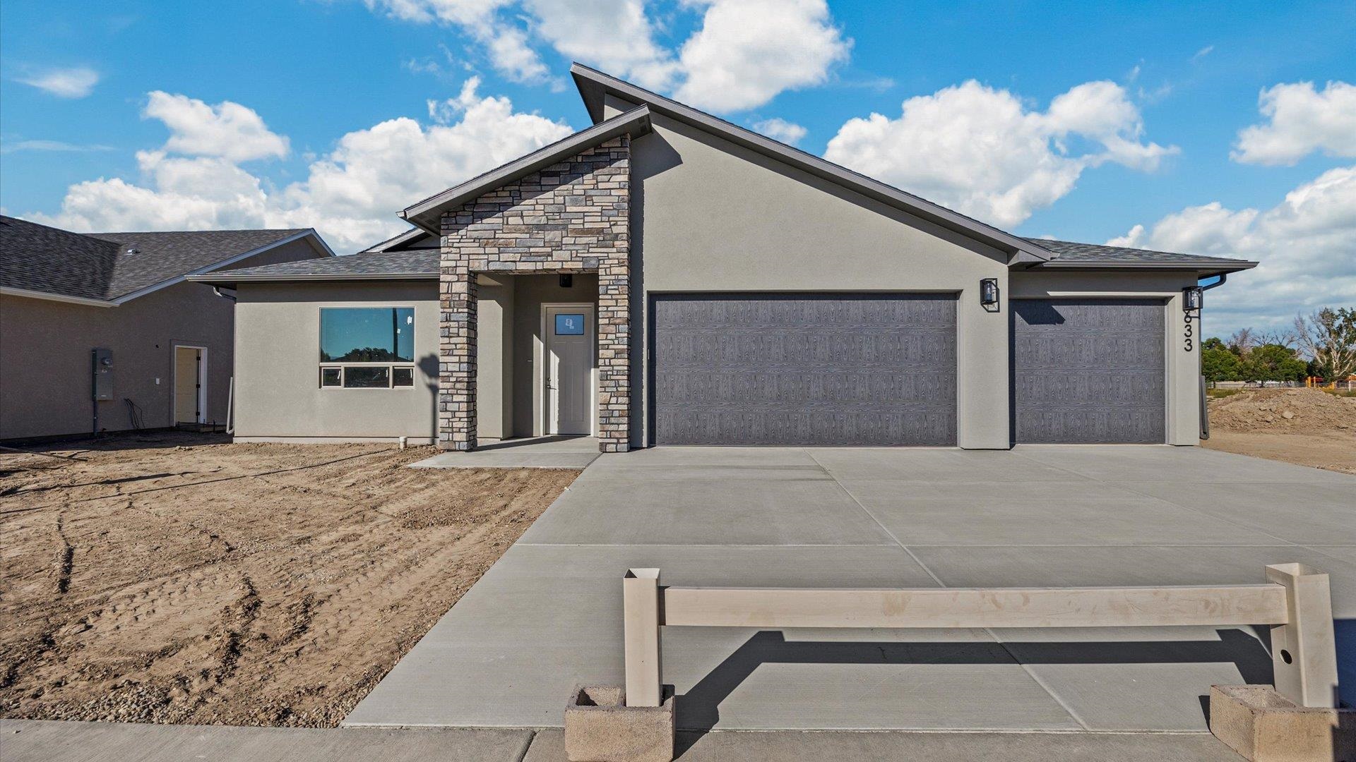633 Anvil Way