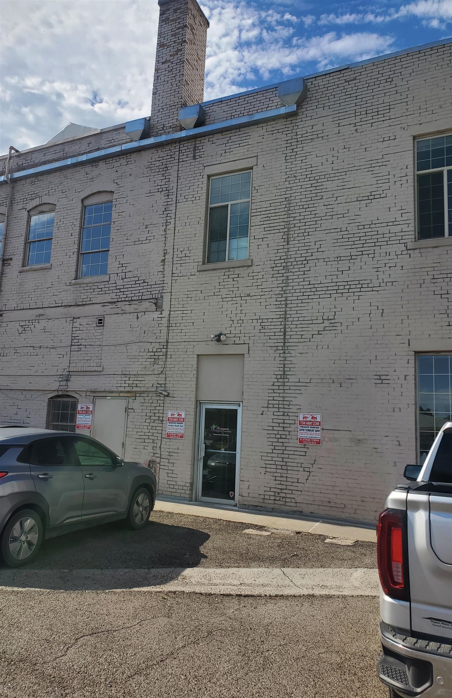 300 Main Street Unit: Unit 203, Suite 204