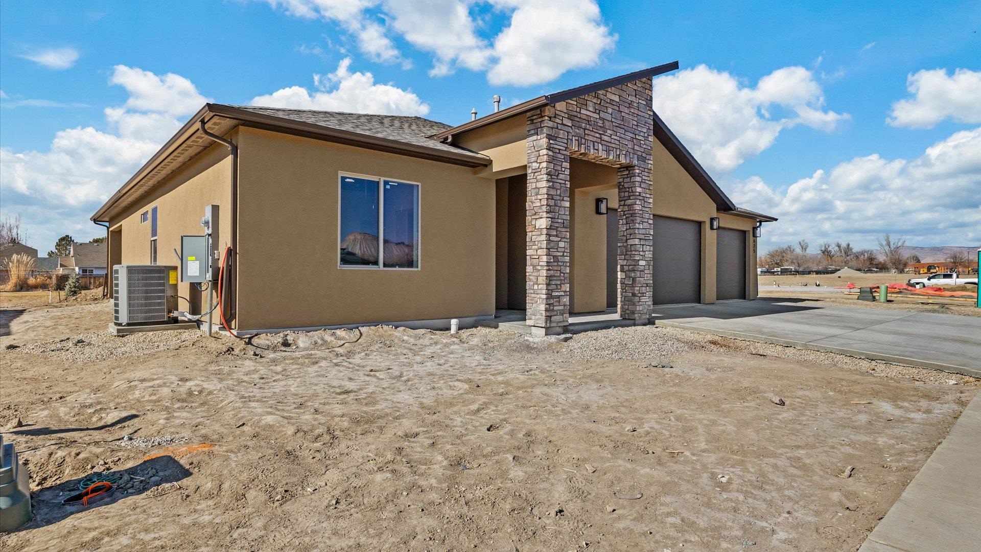 625 Orange Grove Way