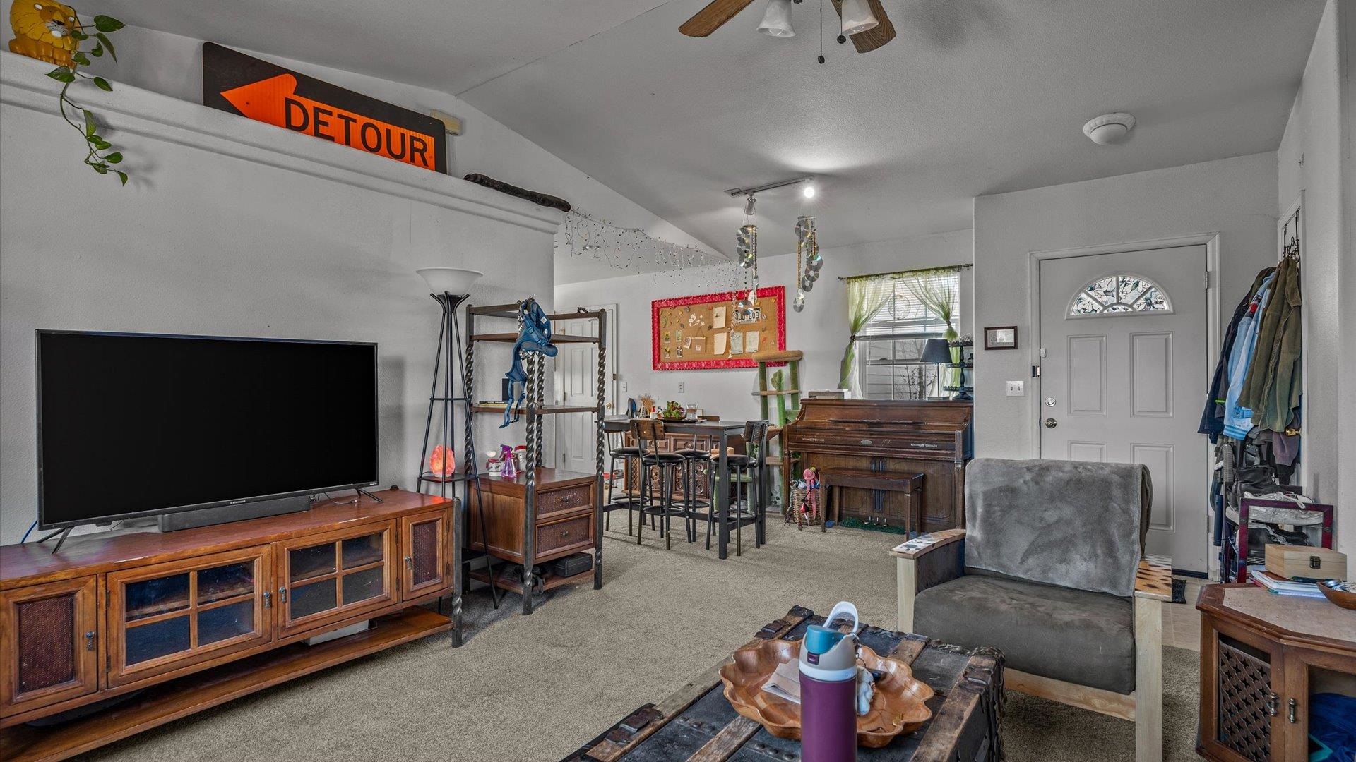 572 Villa Street Unit: A