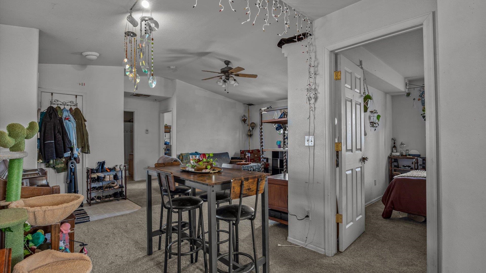 572 Villa Street Unit: A