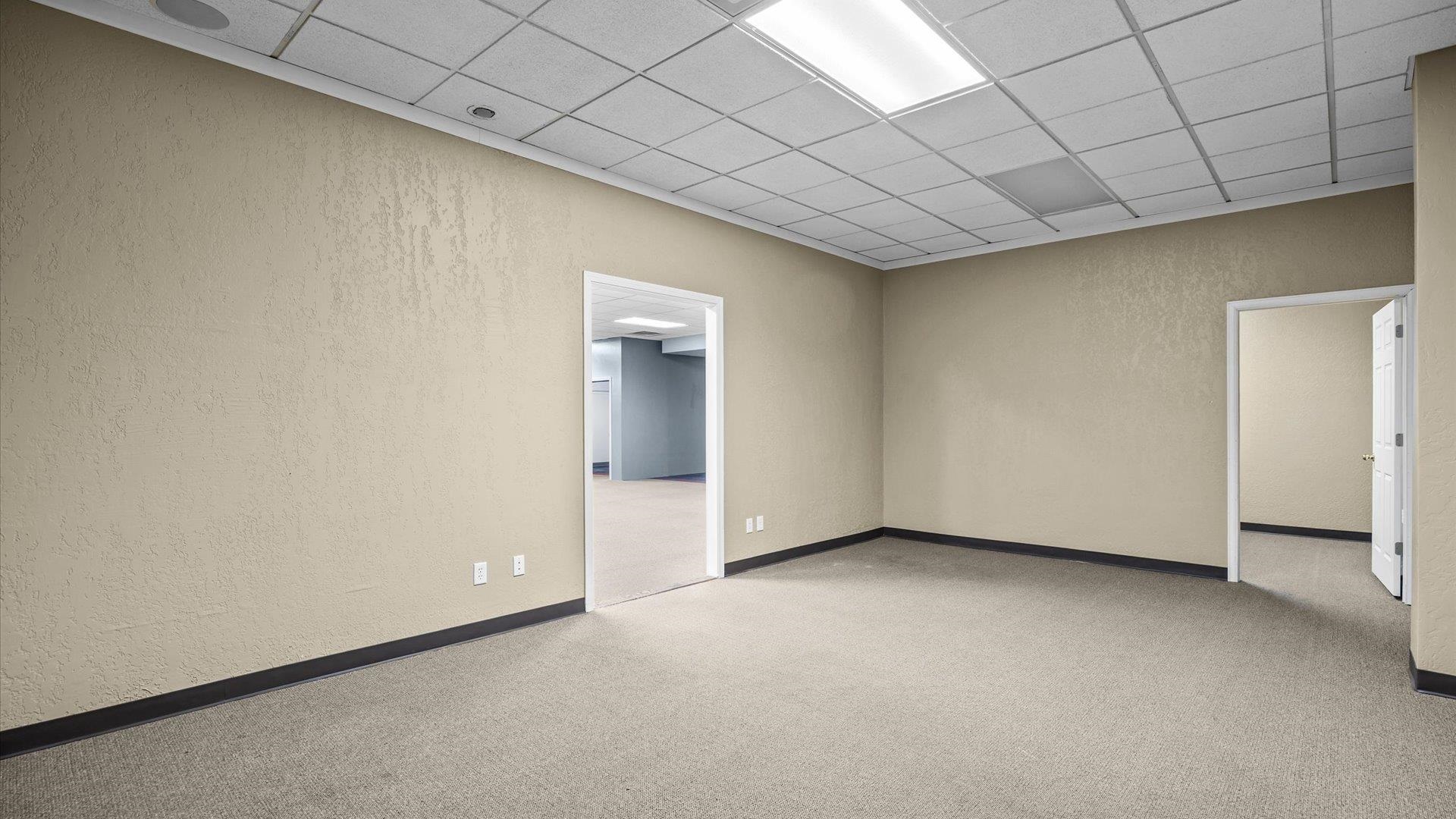 2829 North Avenue Unit: 104