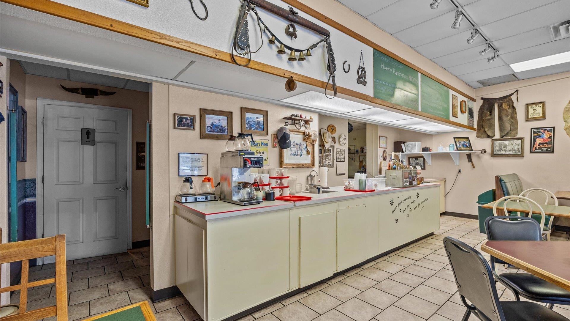 2493 Highway 6&50 Unit: 4