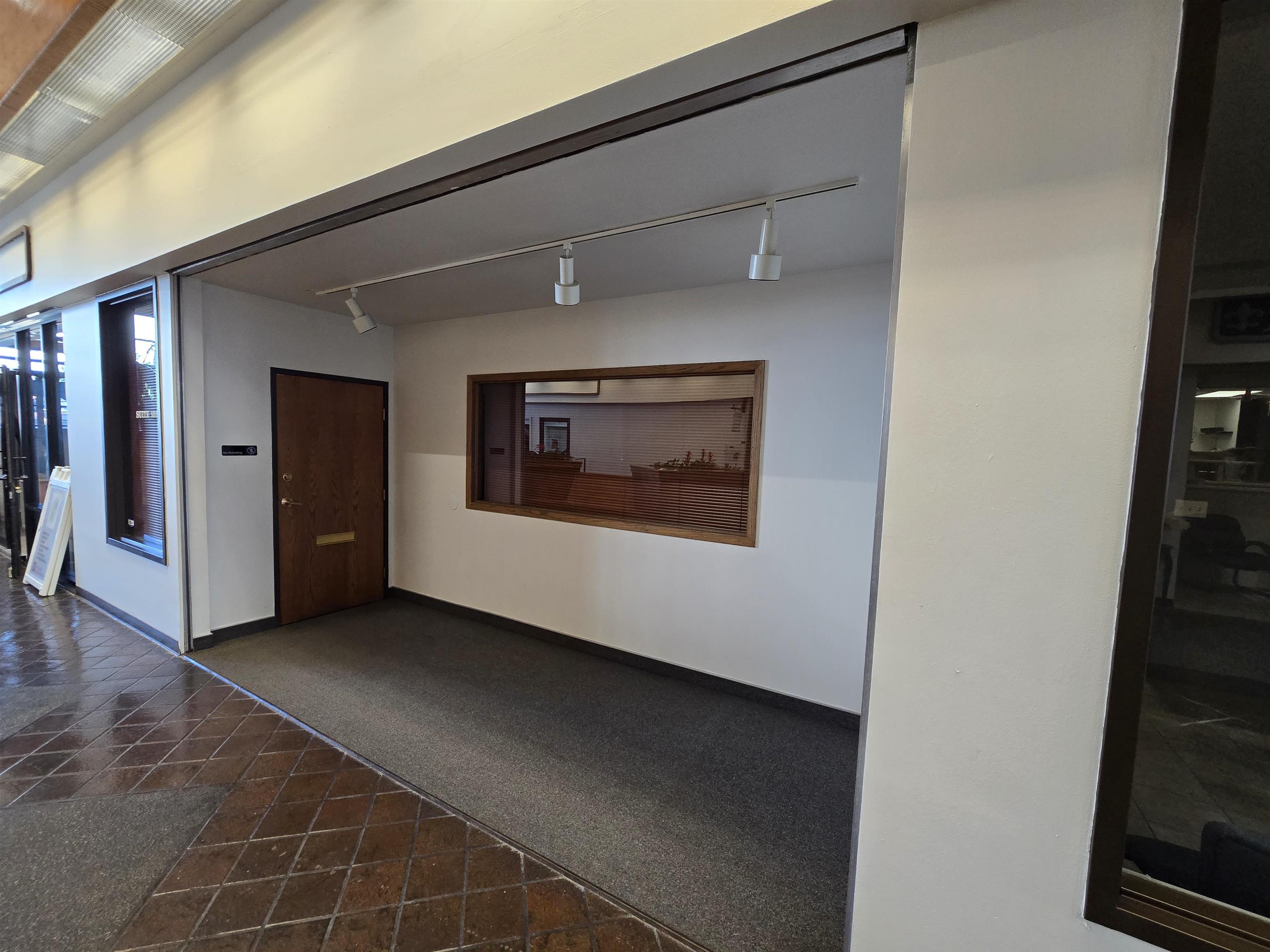 2829 North Avenue Unit: 102