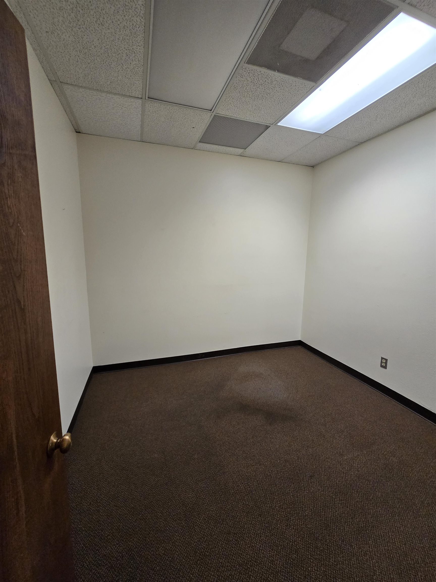 2829 North Avenue Unit: 102