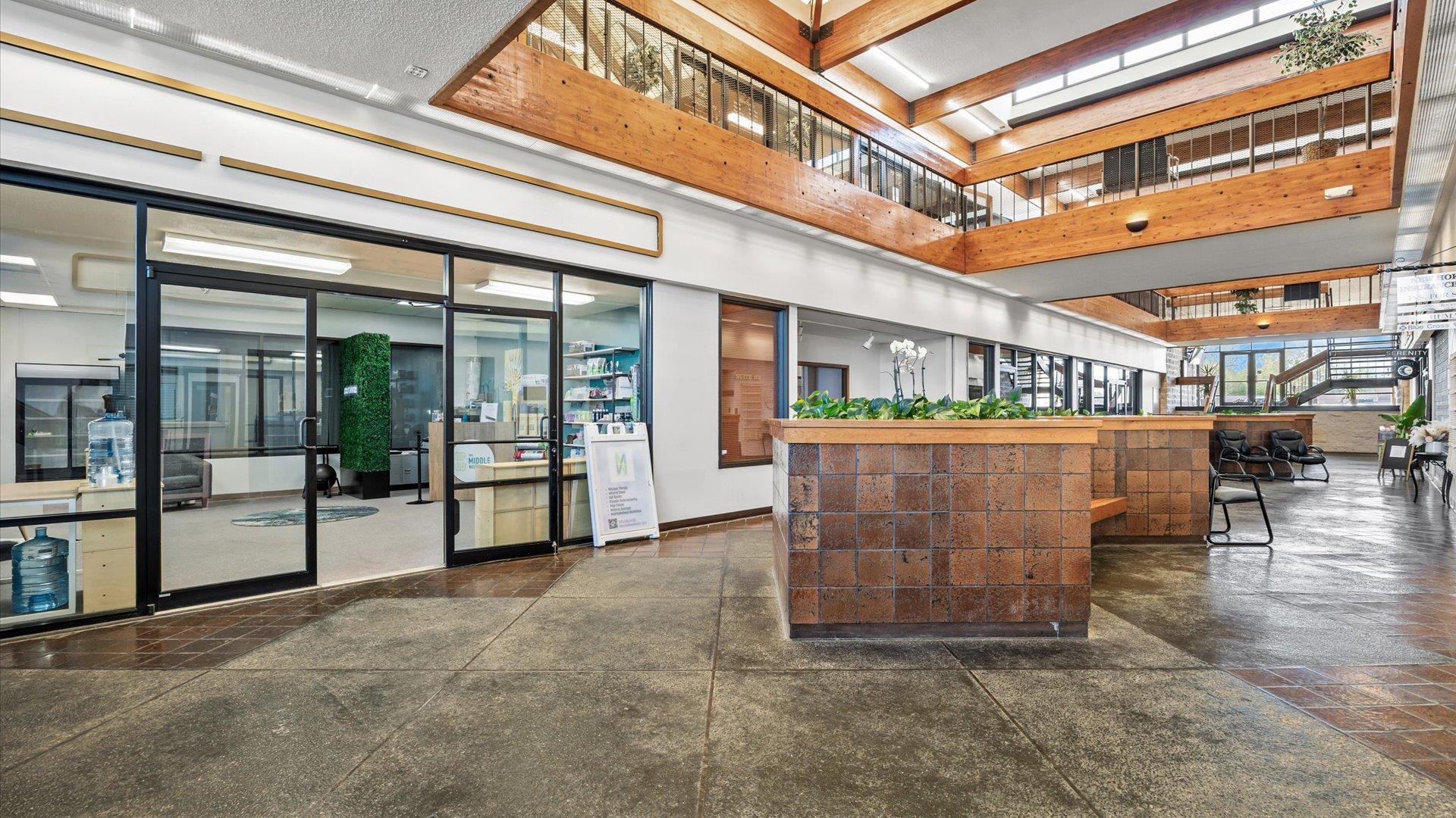 2829 North Avenue Unit: 102