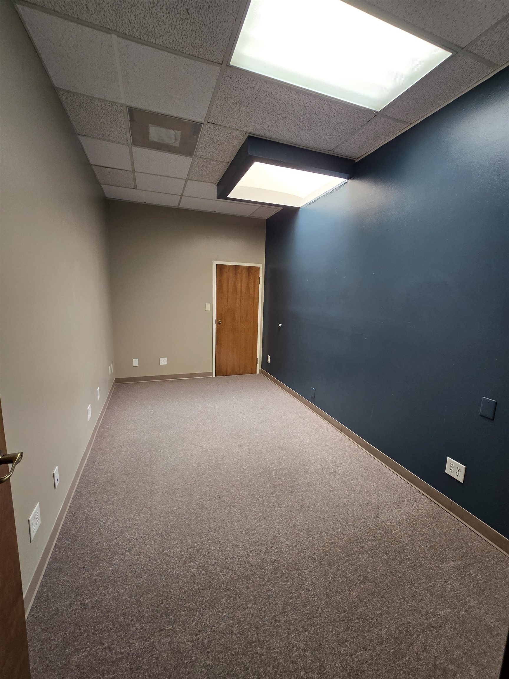 2829 North Avenue Unit: 204