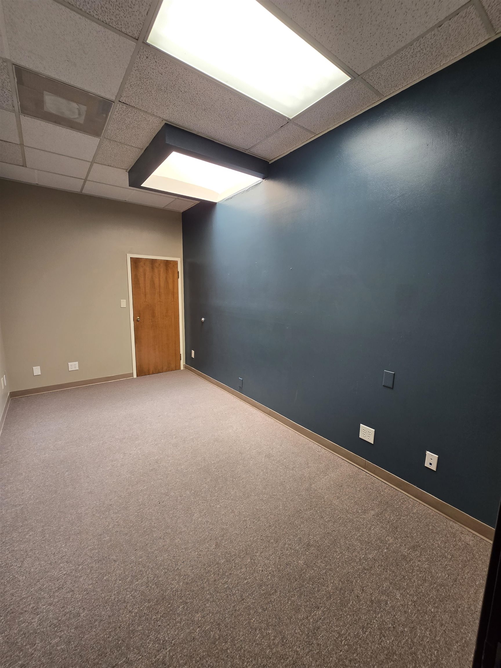 2829 North Avenue Unit: 204