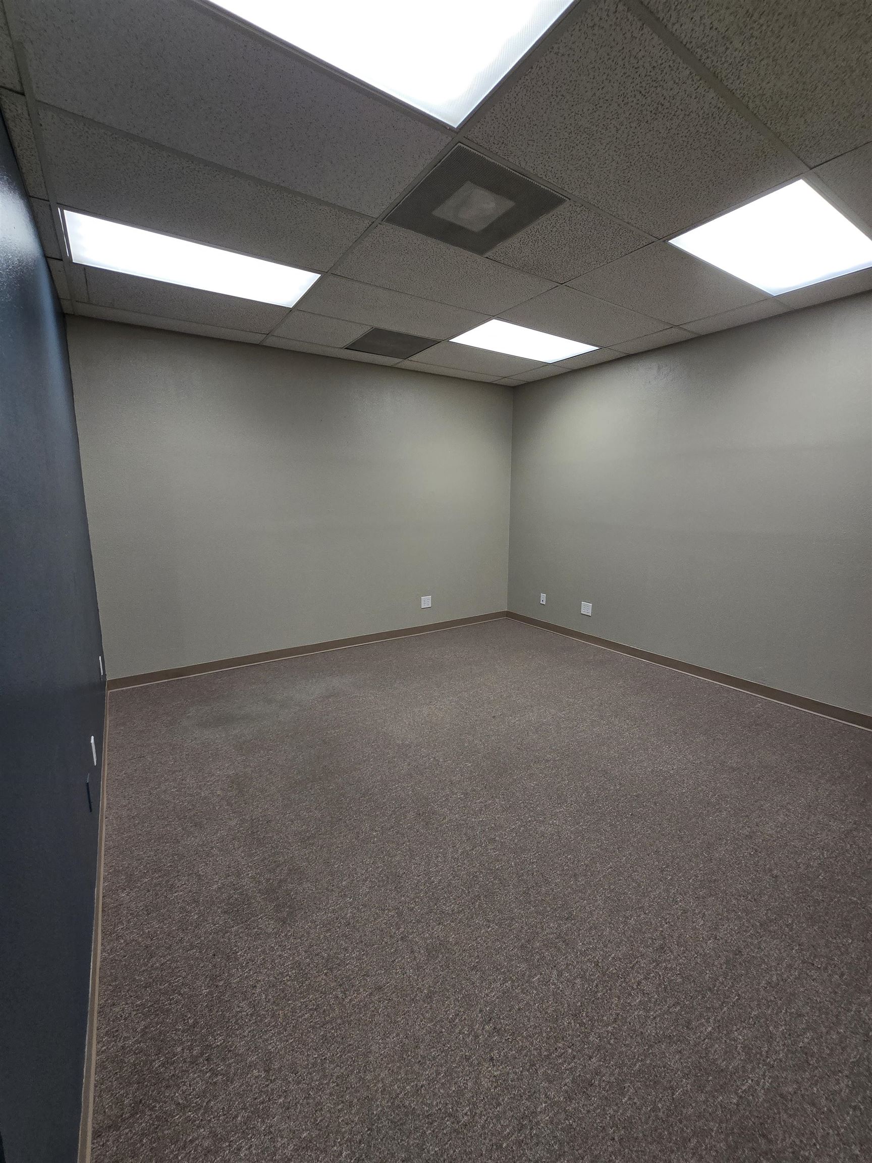 2829 North Avenue Unit: 204