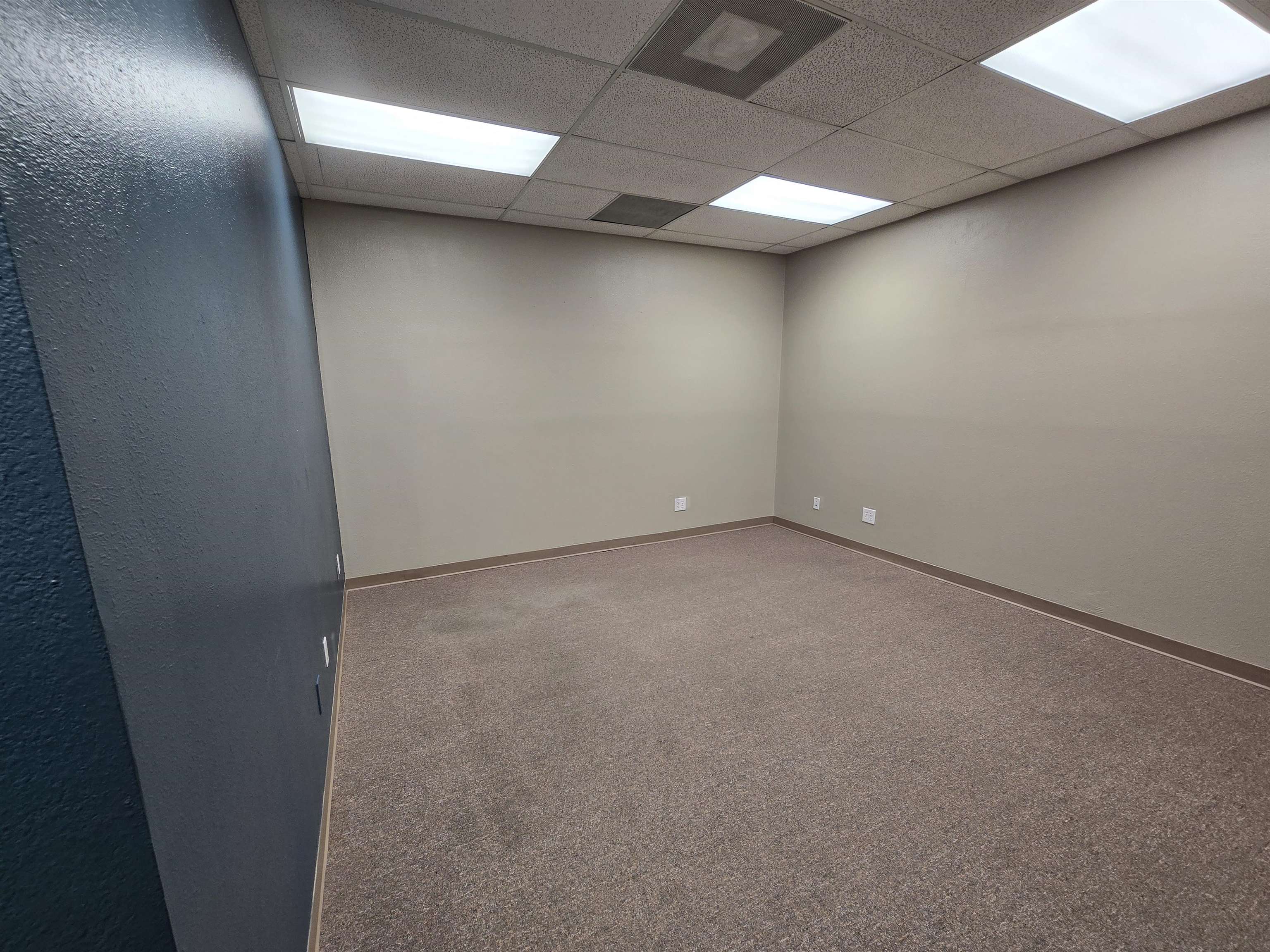 2829 North Avenue Unit: 204