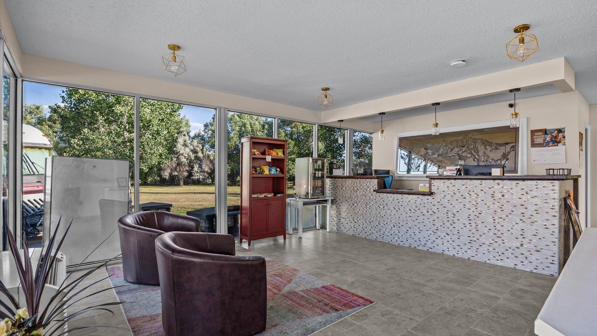 1702 E Main Street