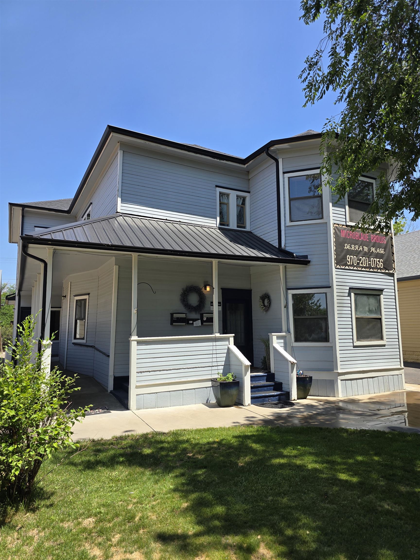 838 Grand Avenue