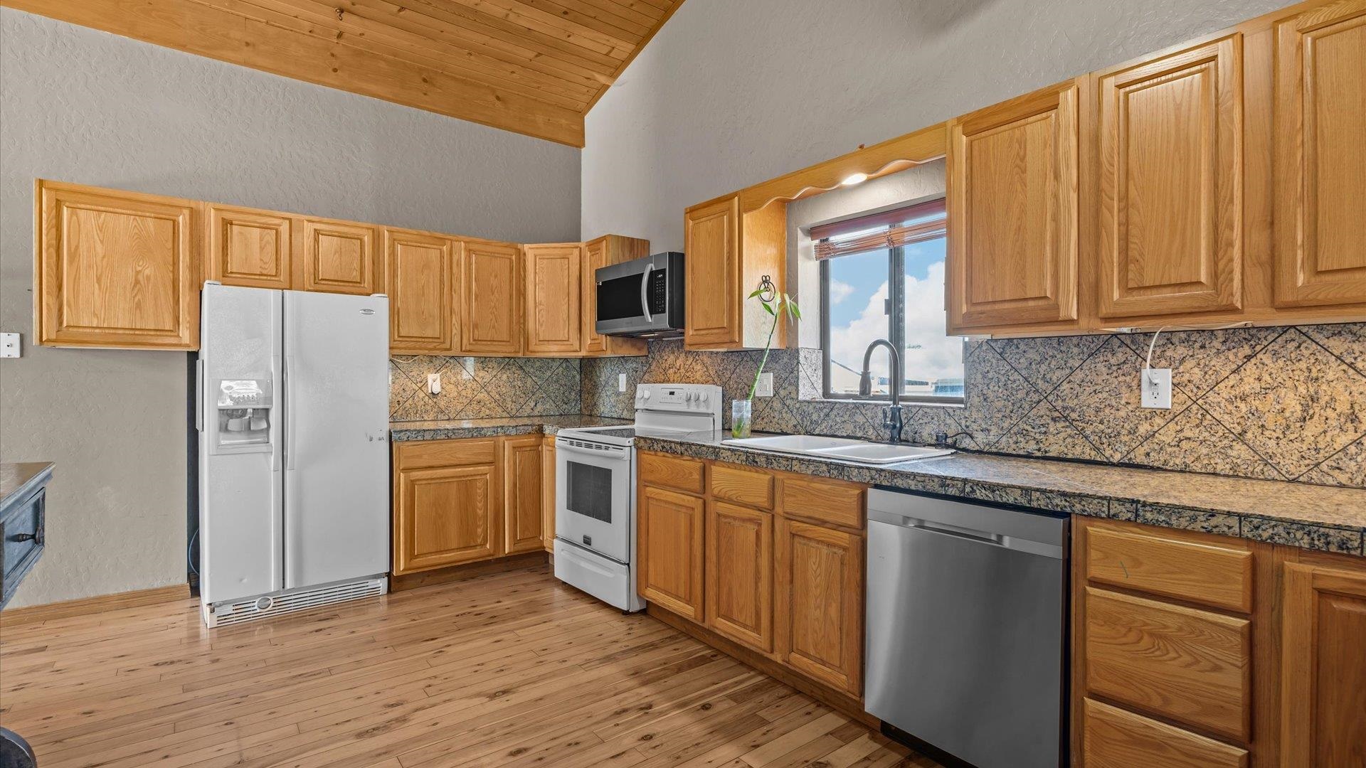 2410 Purdy Mesa Road