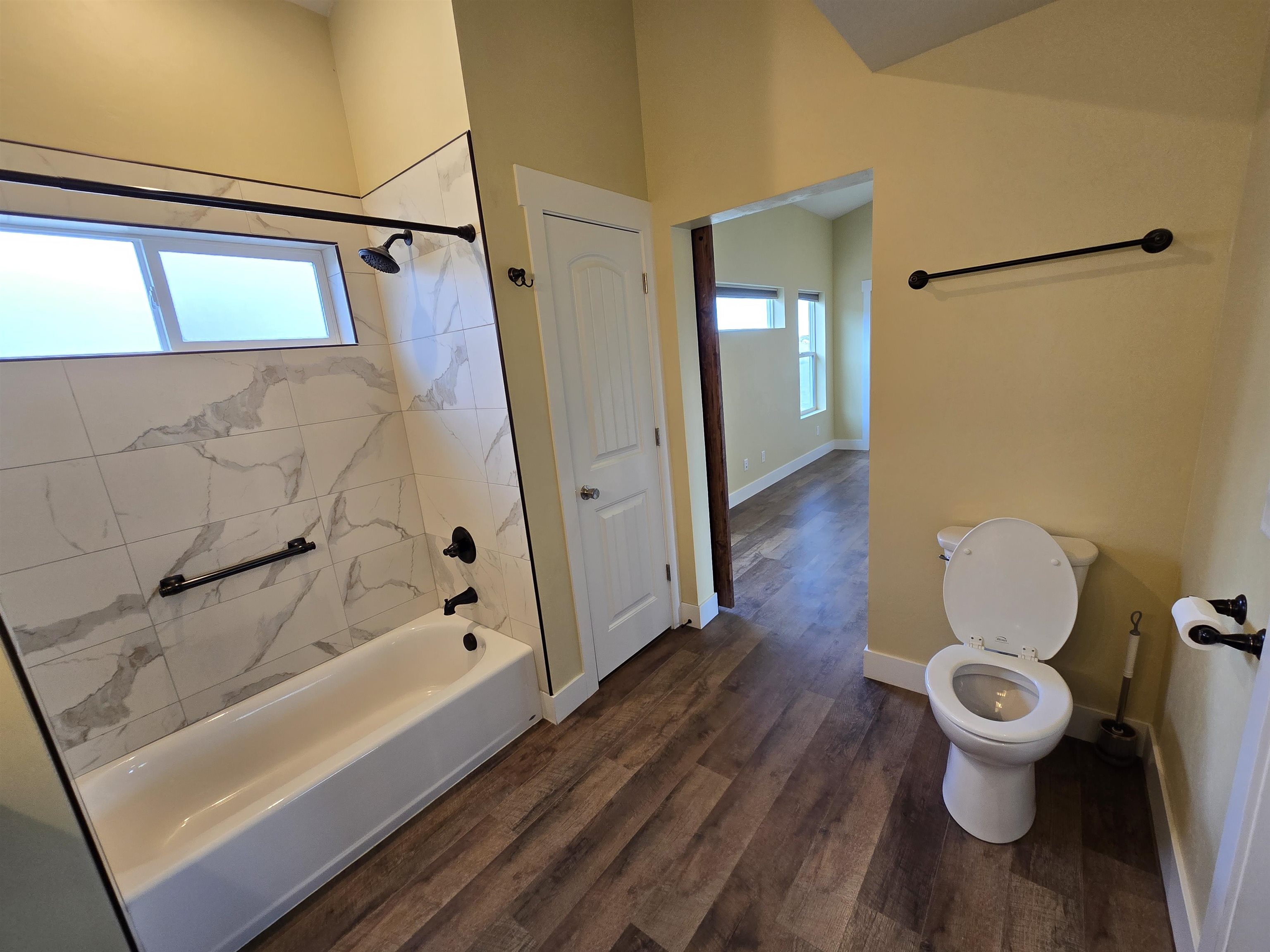 1853 Broadway Unit: A