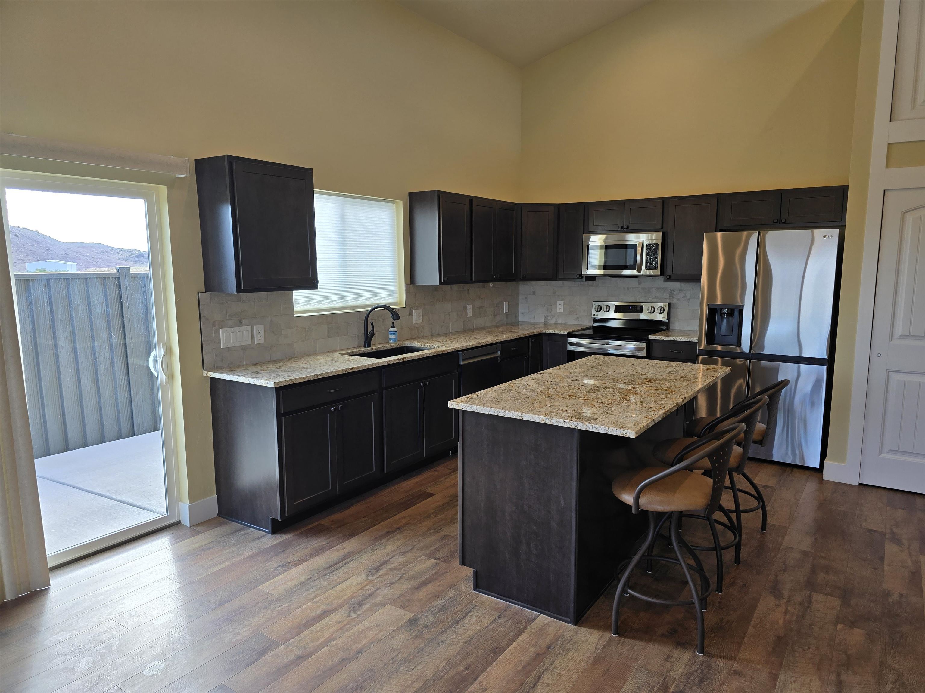 1853 Broadway Unit: A