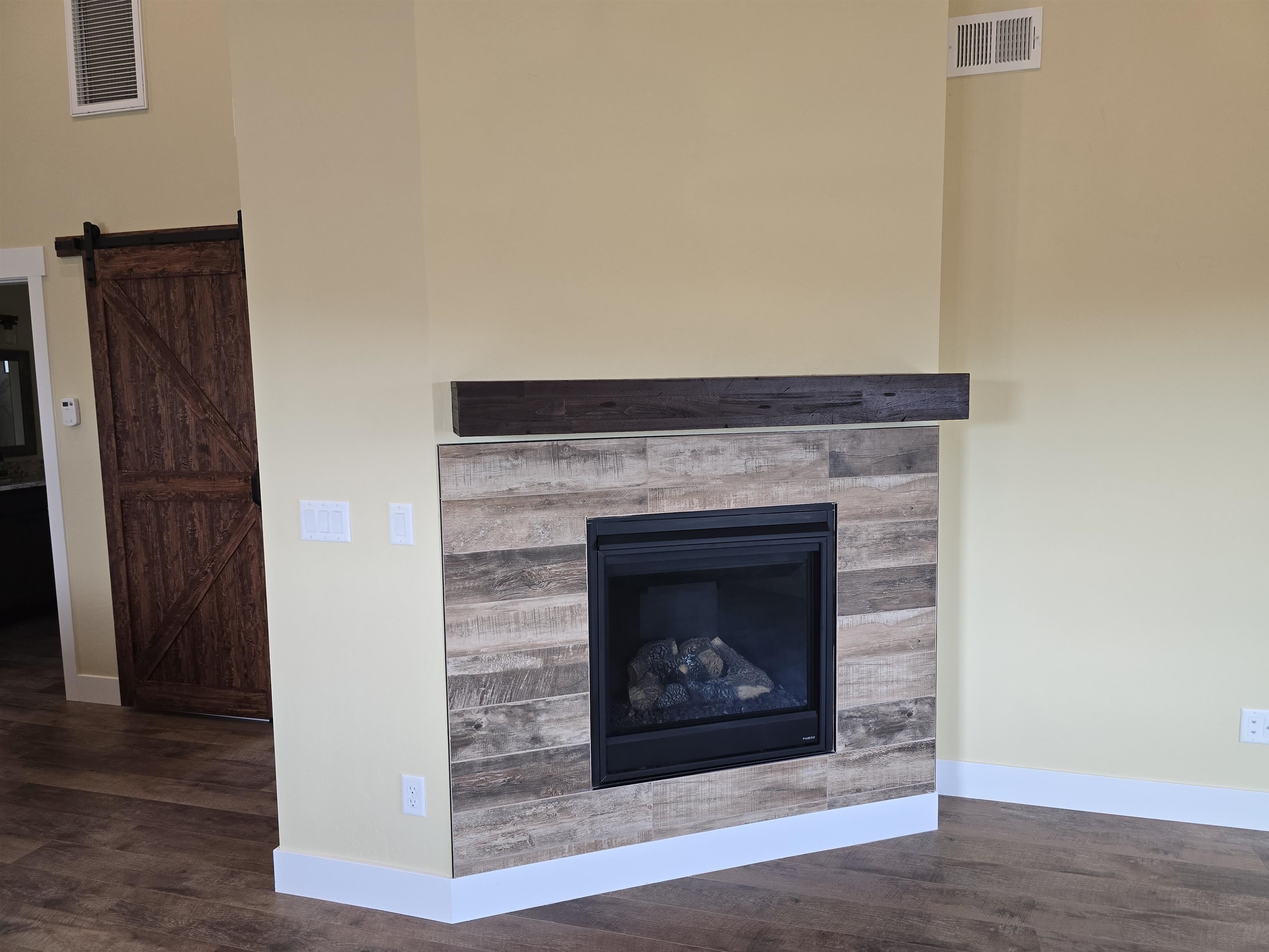 1853 Broadway Unit: A