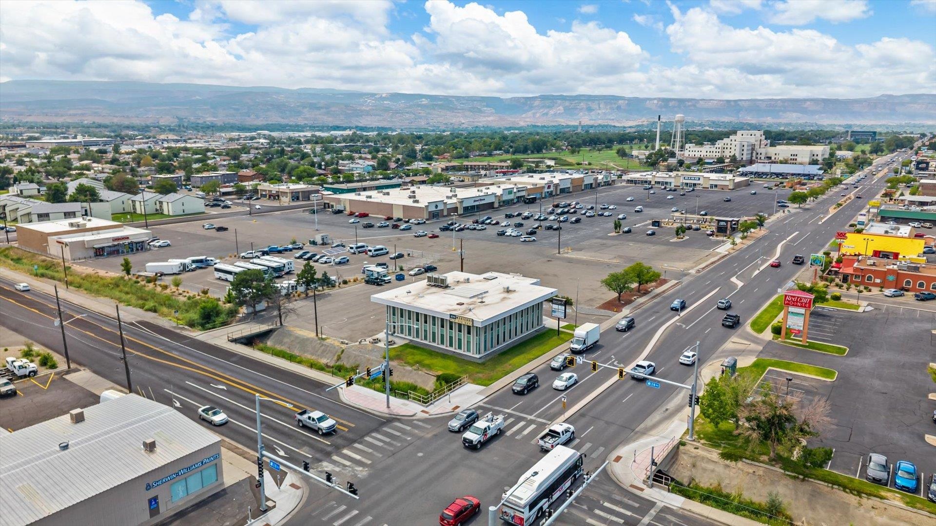 2755 North Avenue Unit: 122