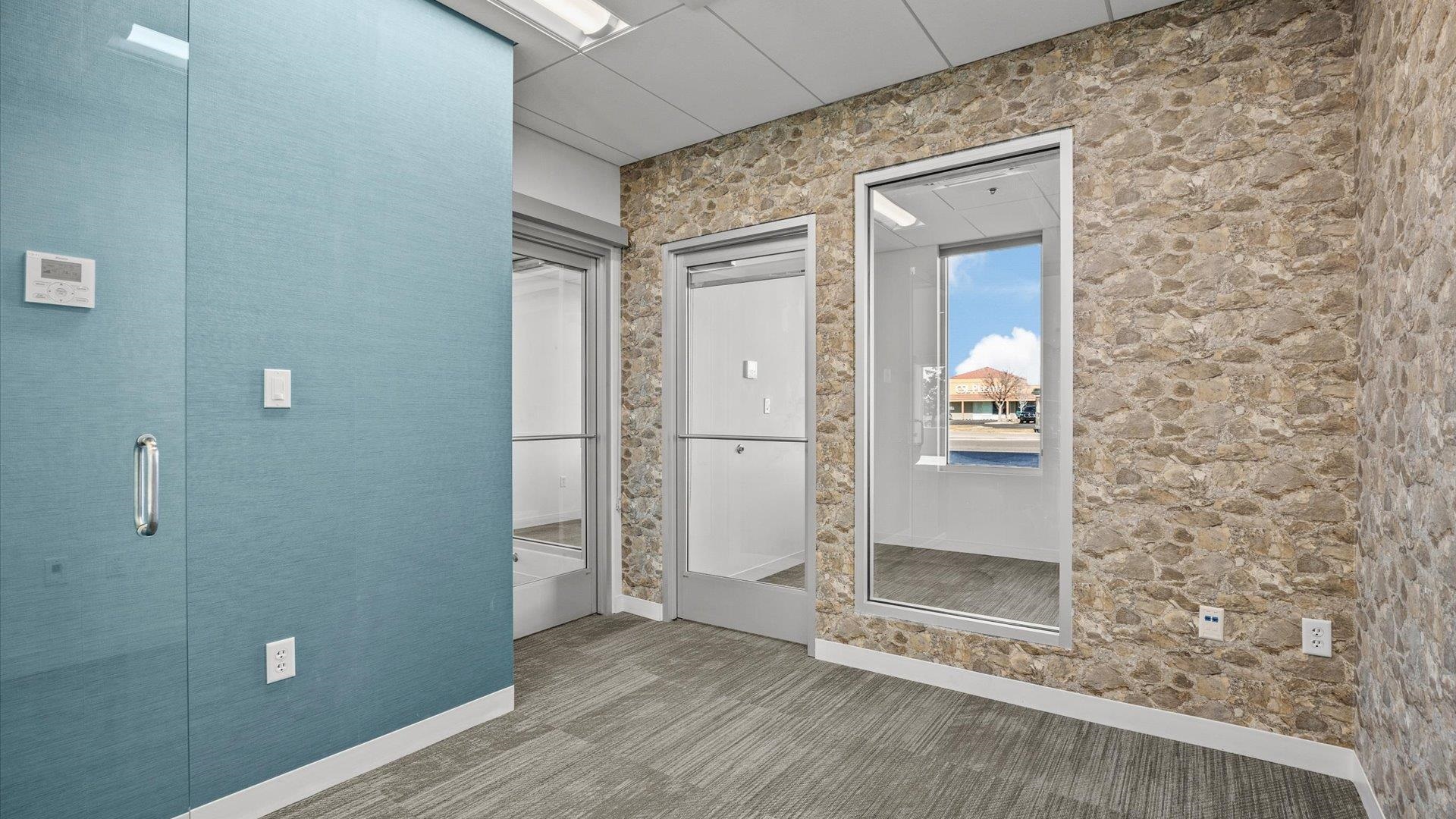 2755 North Avenue Unit: 122