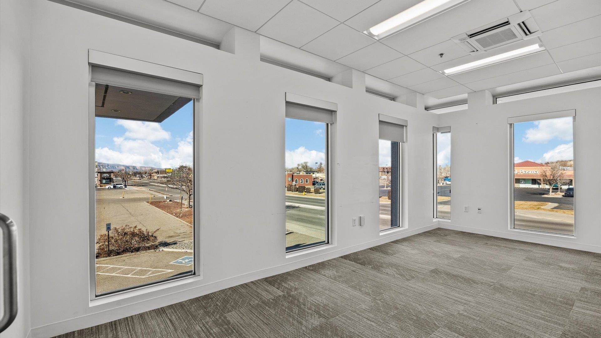 2755 North Avenue Unit: 208