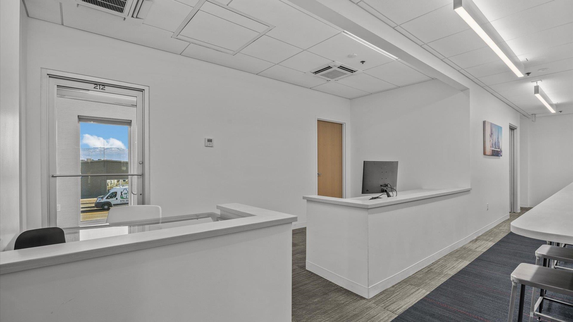 2755 North Avenue Unit: 220